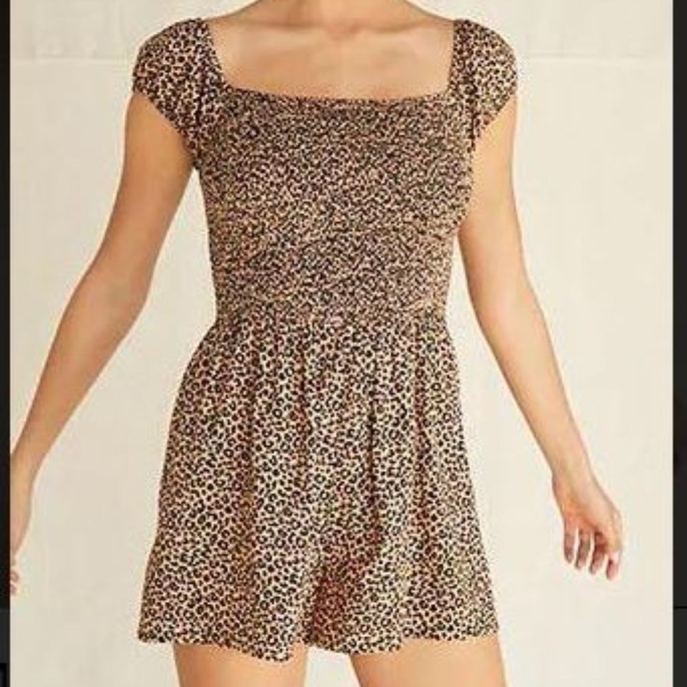 NWT size SM Leopard Romper